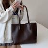 Retro Tote Bag Women's New Commuter Bag Fashionable Versatile Large Capacity Shoulder Big Bag Tide