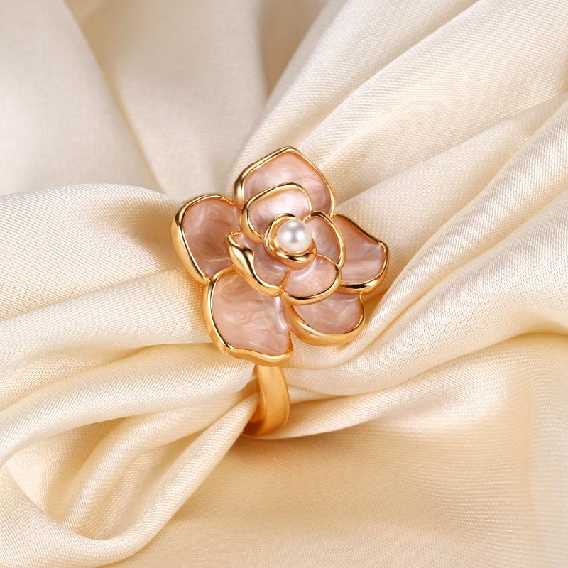 Gold Plated Natural Fritillary Camellia Pearl Ring Female Wind Ring 2025