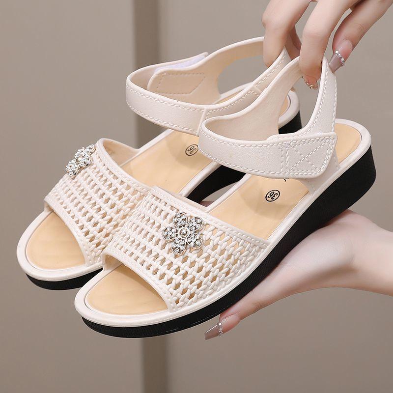 

Летние уличные сандалии для женщин, нескользящая, устойчивая к запахам и износостойкая женская рабочая обувь на толстой подошве 40