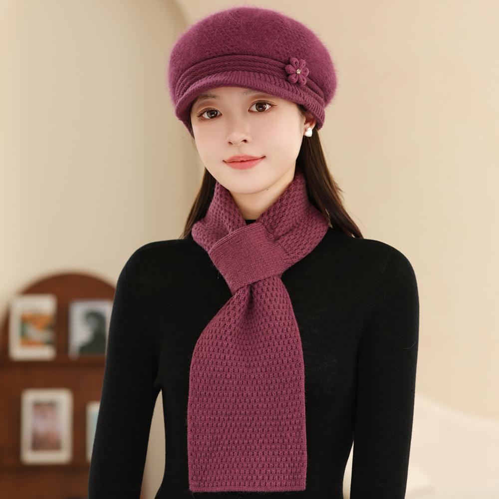 

Новый женский модный зимний теплый костюм с цветочным дизайном, плюшевая подкладка из искусственного меха, теплые шапки для женщин, повседневная вязаная шапка из смесовой кроличьей шерсти для улицы Set（56cm-60cm） темно-фиолетового