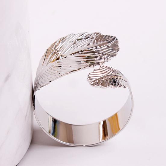 Maple Leaf Gold Napkin Rings Silver Alloy Open Napkin Holders Smooth Burr-Free Napkin