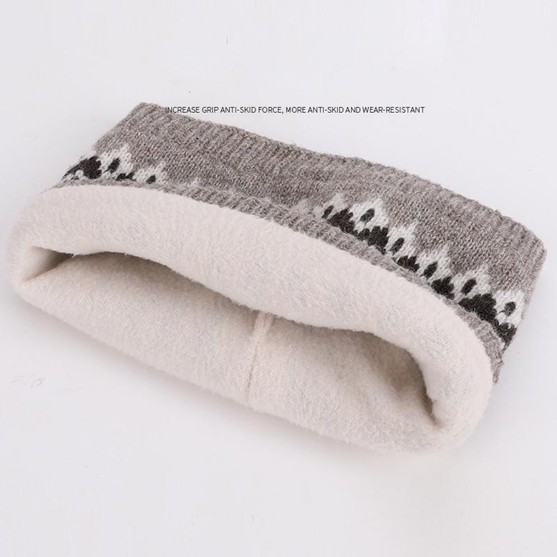 Children's Hat Scarf Two-Piece Winter Outdoor Warm Knitted Hat Cashmere Ear Protection Head Wool Hat for Boys Girls