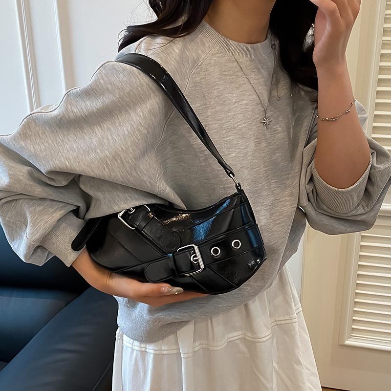 Summer new trend locomotive style Spice girl out casual versatile solid color belt decoration shoulder armpit bag