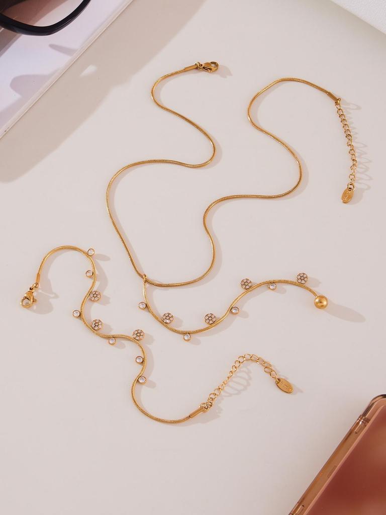 Qiong Yao Sparkle 5A Zirconium Plum Blossom Rhinestone Tassel Necklace & Bracelet Set
