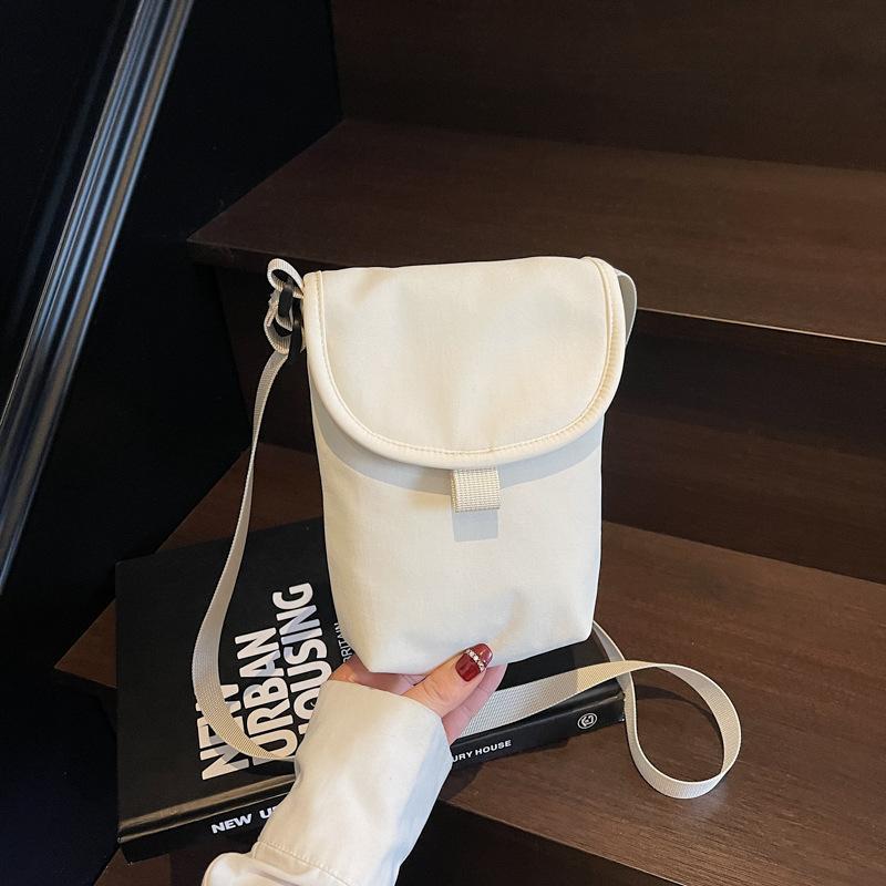 

Trendy Brand Shoulder Messenger Bag Women S Sports And Leisure Travel Backpack Commuting To Work Small Bag Fashionable Versatile Mobile Phone Bag Men белый