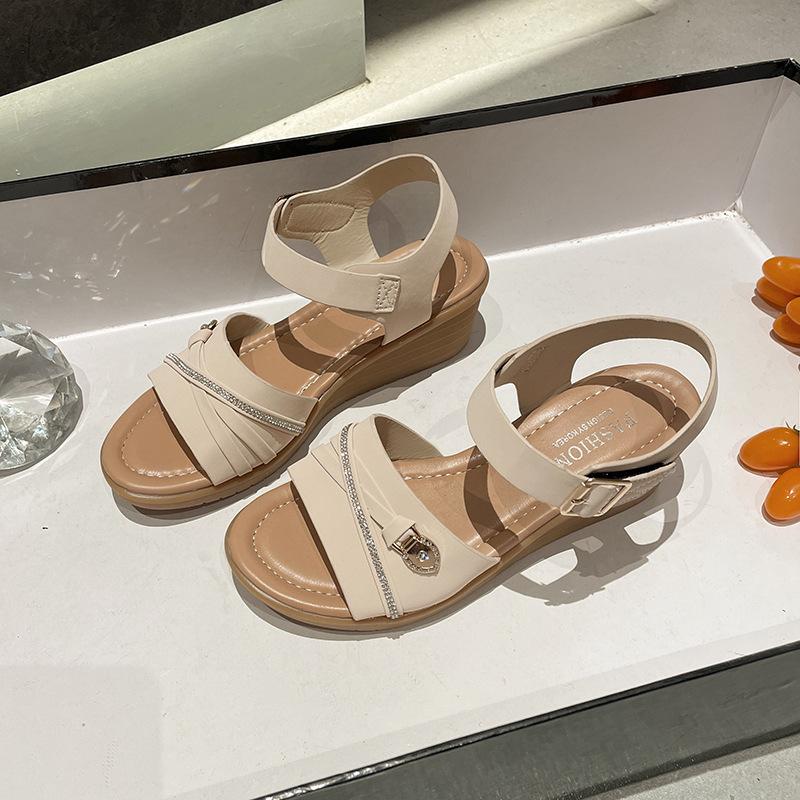 Rome with skirt sandals women's 2025 summer new open-toed casual versatile wedge heel beach black outer sandals