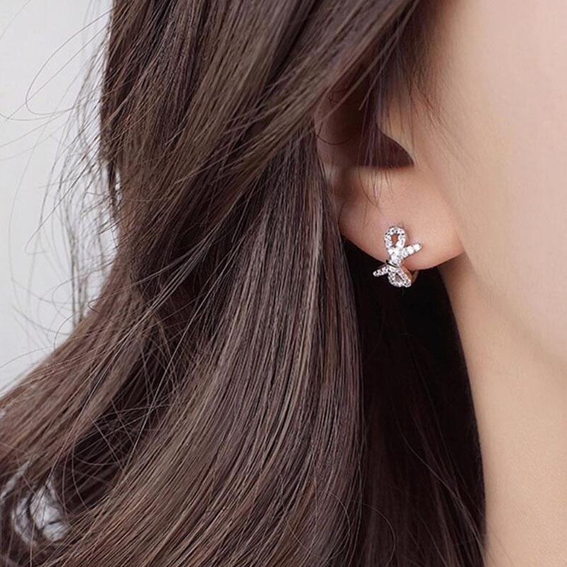 Female Exquisite Simple Versatile Bow Earrings