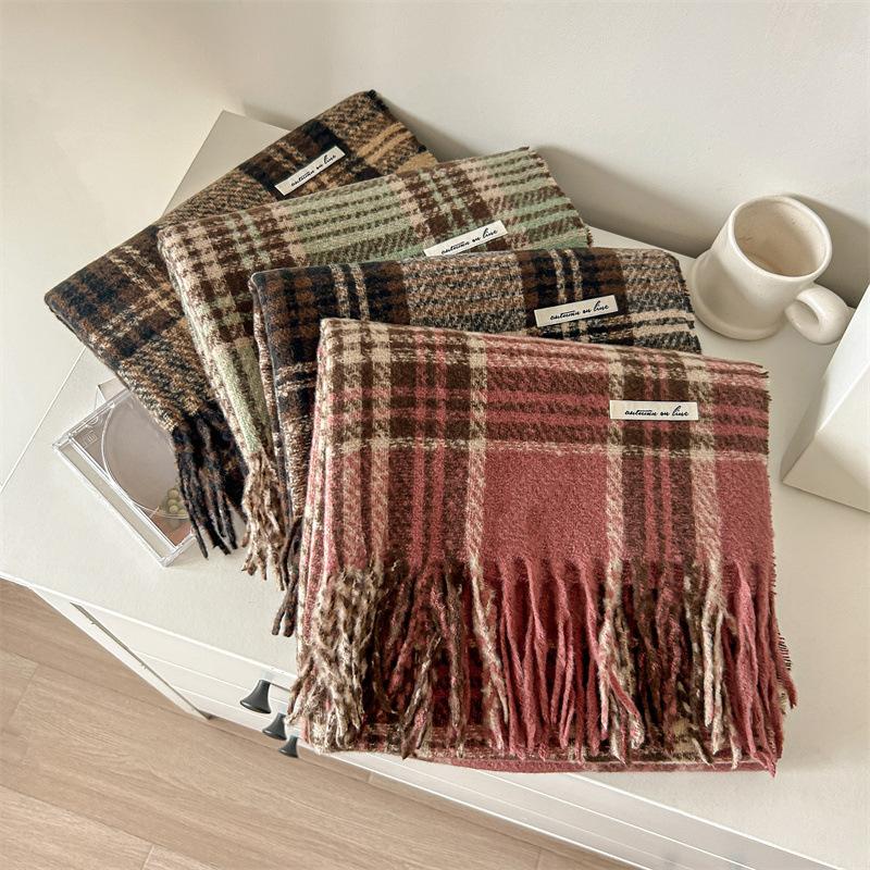 Versatile Imitation Cashmere Tassel Soft And Sticky Plaid Scarf For Women'S Winter Luxury New Fashionable Thickened Warm Shawl