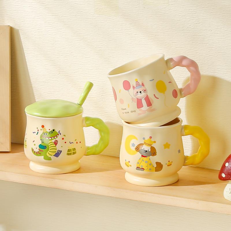 Cartoon Animal Mug Cute Ceramic Breakfast Cup with Lid Spoon Children Cute Fun Household Drinking Cup Souvenir Gift Cup