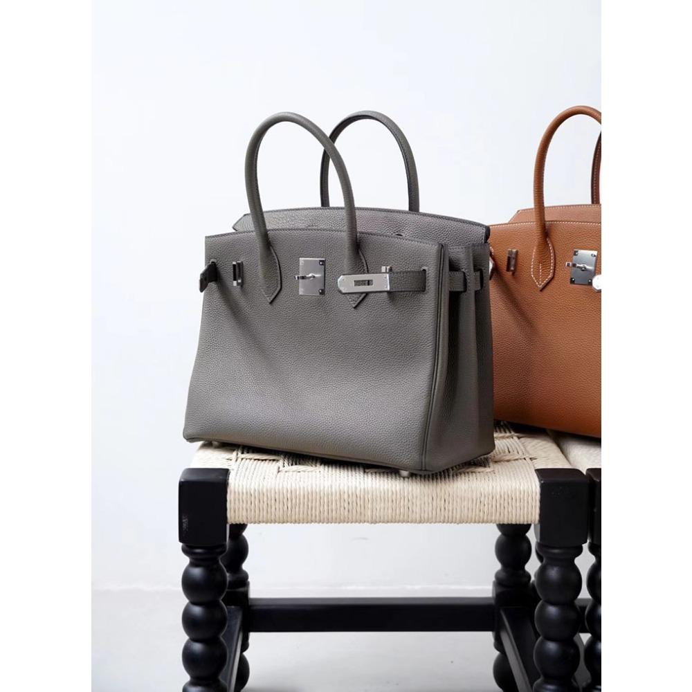 Høykvalitets spesiallaget semi-vokset tråd semi-håndsøm stålbeslag importert togo toppnarvet kuskinn håndveske med en følelse av luksus