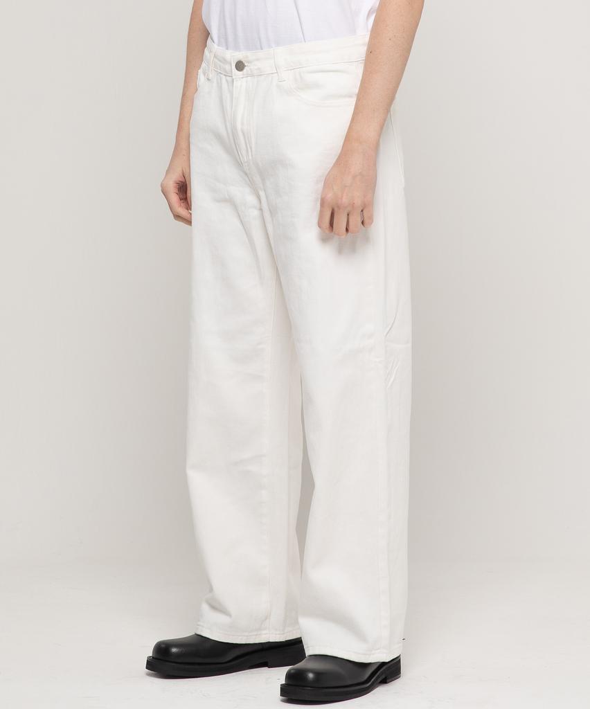 CHAMBROS Non-Faded Basic Semi-Wide Cotton Denim Pants [Black]