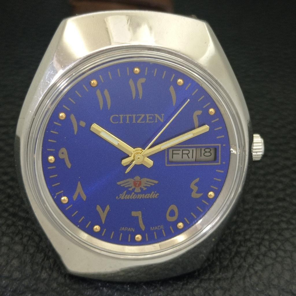 Citizen AUTOMATIC 8200 JAPAN MENS VINTAGE ARABIC BLUE COLOR DIAL WATCH A702765-1 R210-a702765