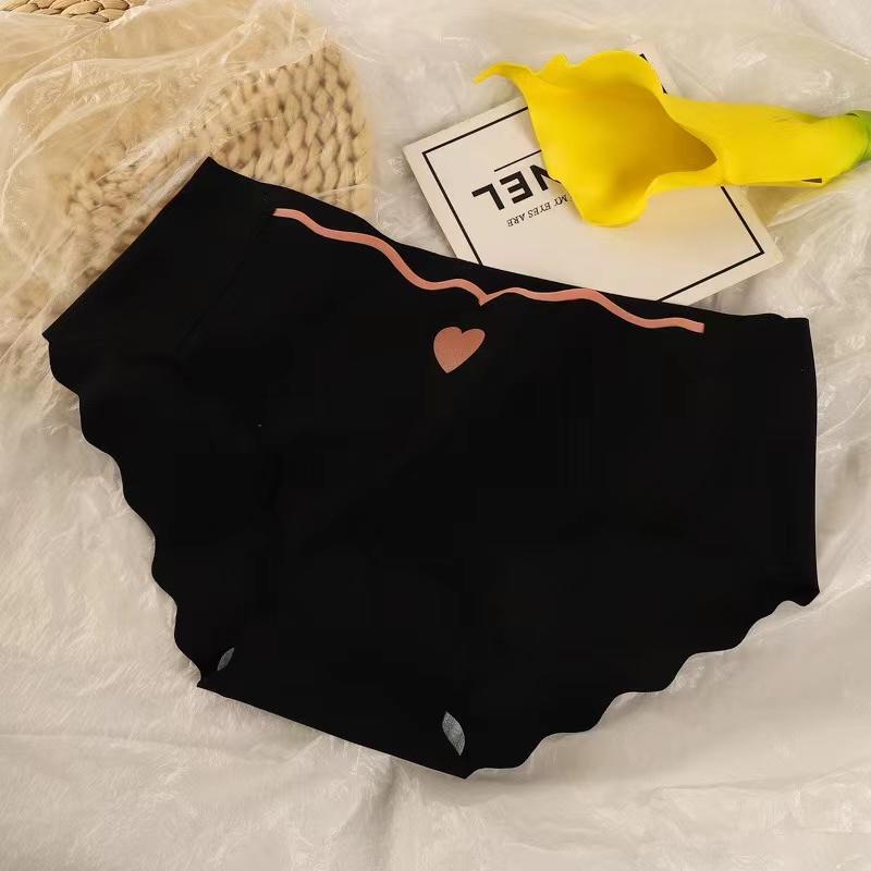 

Сексуальные трусики из ледяного шелка для женщин со средней талией, бесшовные трусы для женщин, бесследное нижнее белье для девушек, нижнее белье XL