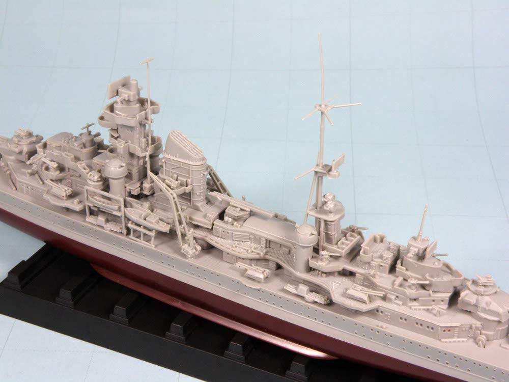 Pit Road Skywave Series German Navy Heavy Cruiser Prinz Eugen 1942 Plastic Model W229 1/700