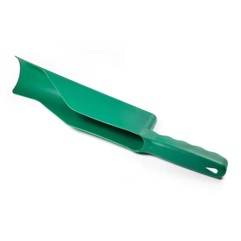 Large Capacity Plastic Gardening Shovel Portable Weeding Tool for Garden Cleaning Leaf Falling Shovel