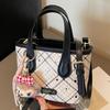 Fashion Chessboard Gotot Bag Women's 2025 New Hand Bag Commuter Shoulder Crossbody Bag Contrasting Color Bucket Bag