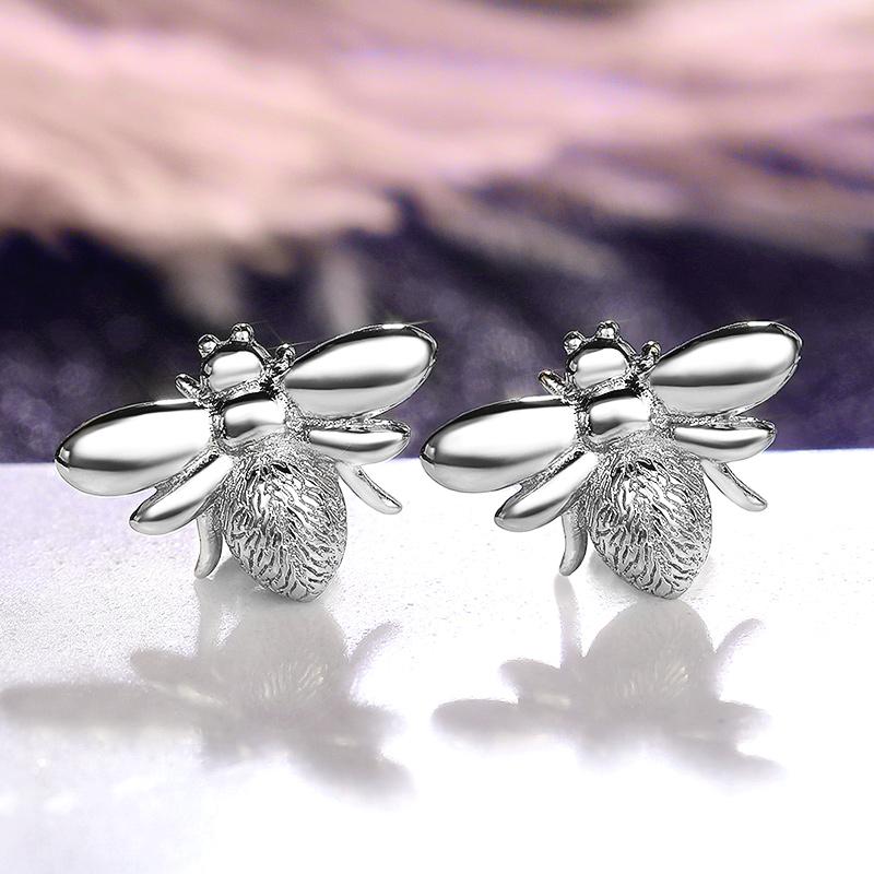 Huitan Creative Bee Stud Earrings for Lady Simple Stylish Animal Earrings Party Daily Wear Fashion Versatile Women Jewelry