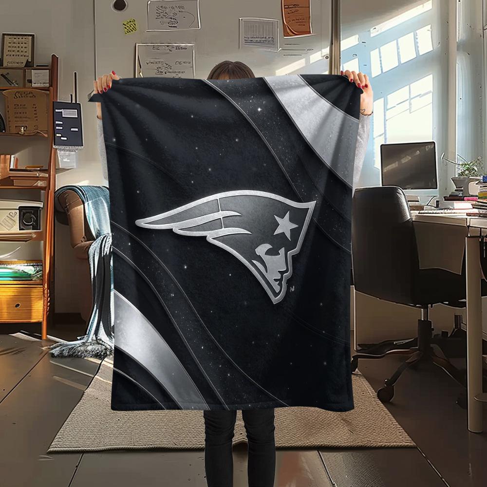 New England Patriots2 Flannel Blanket, High Quality Comfortable for All Seasons, Home Decor, Warmth and Comfort