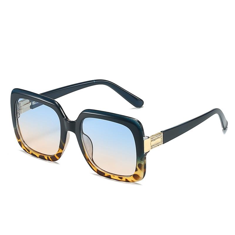 2022 Summer New European And American Fashion Retro Square Catwalk Large Frame Sunglasses Women S Popular Sunglasses regular