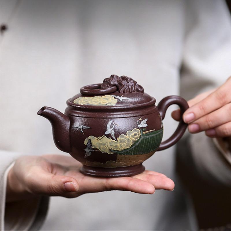 

300ml Boutique Yixing Purple Clay Teapots Handmade Lion Pot Raw Ore Purple Mud Kettle Zisha Tea Set Decoration Craft Tableware