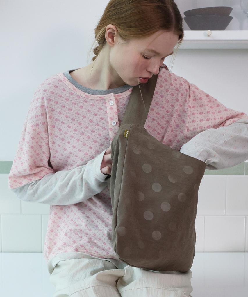 Poev Dotted Reversible Day Bag [2 Colors]