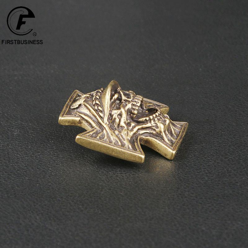 Vintage Brass Cross Skull Head Rivets Retro Shouting Skull Funky DIY Leather Belt Wallet Garment Buckles with Screw