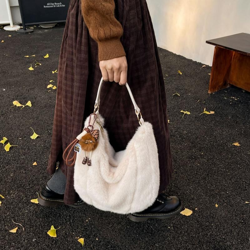New Large Capacity Fluffy Tote Bag for Women Fashi Simple Leisure Shoulder Bag Comfortable and Versatile Texture Commuting Bag