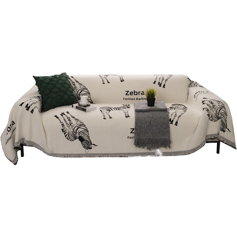 Простой четырехсезонный чехол для дивана из синели с защитой от кошачьих царапин — фото 6