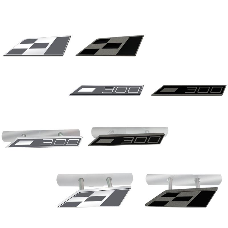 UQKX7 Metal 3D Race Flag Front Grille Sticker Car Rear Trunk Body Emblem Badge for Seat Leon 300 Altea Ibiza Toledo Cordoba cupra