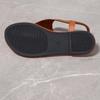 Komfortable slip-on-sandaler for kvinner med perforert vamp og elastisk bånd for utendørs strandaktiviteter