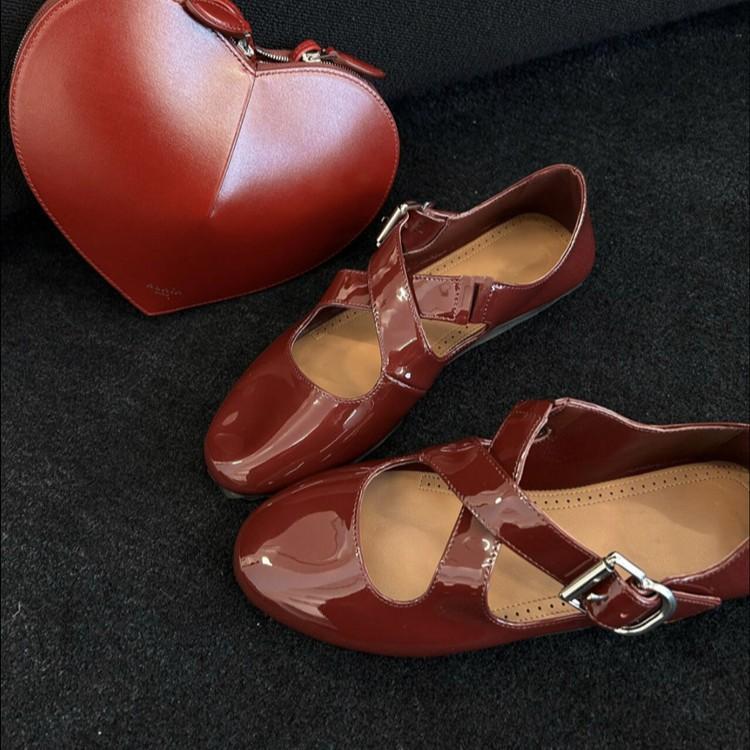 

Туфли Мэри Джейн из лакированной кожи с круглым носком и перекрестной пряжкой, на плоской подошве, женские кожаные универсальные туфельки 40 чёрный