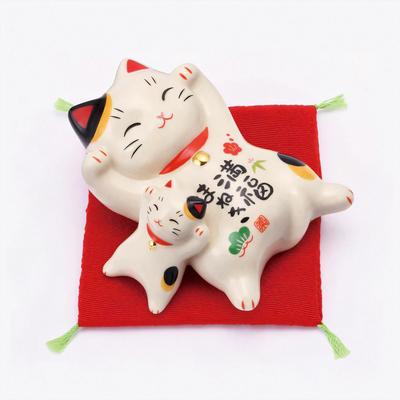 Yakushi Kiln and Manpuku Good Luck Maneki-neko (parent Child) (with Sticker)