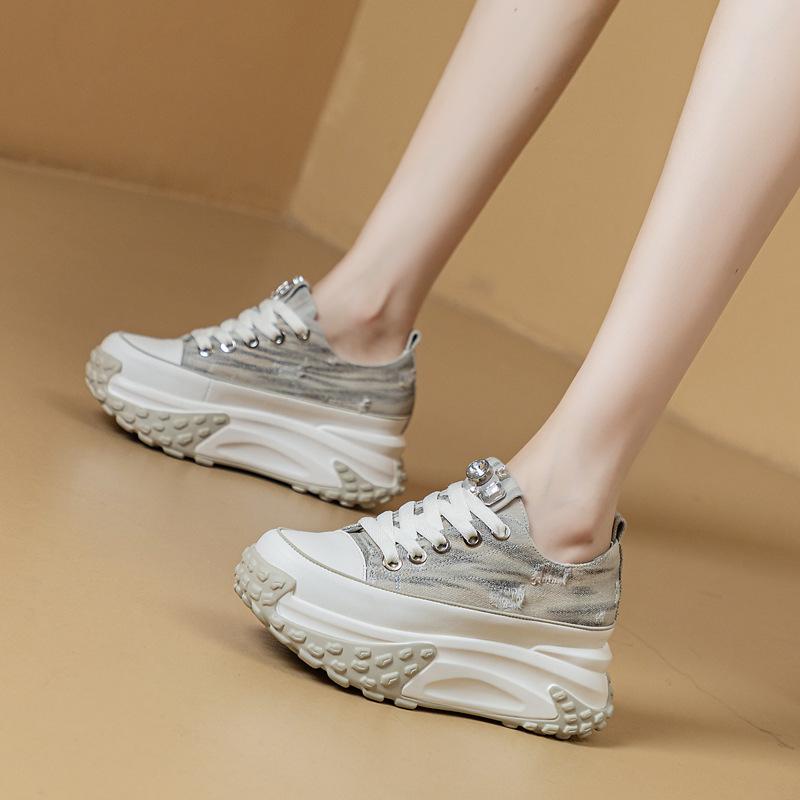 Fashion 2025 New Arrival Women's Leather Vulcanize Shoes with Wedge Heels, Perfect for Sporty and Casual Looks