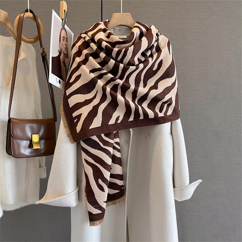

Women Winter Cashmere Scarf Stripe Pashmina Luxury Brand Shawls and Wraps Bufanda Hijab Travel Stoles Echarpe Warm Blanket 65x185cm
