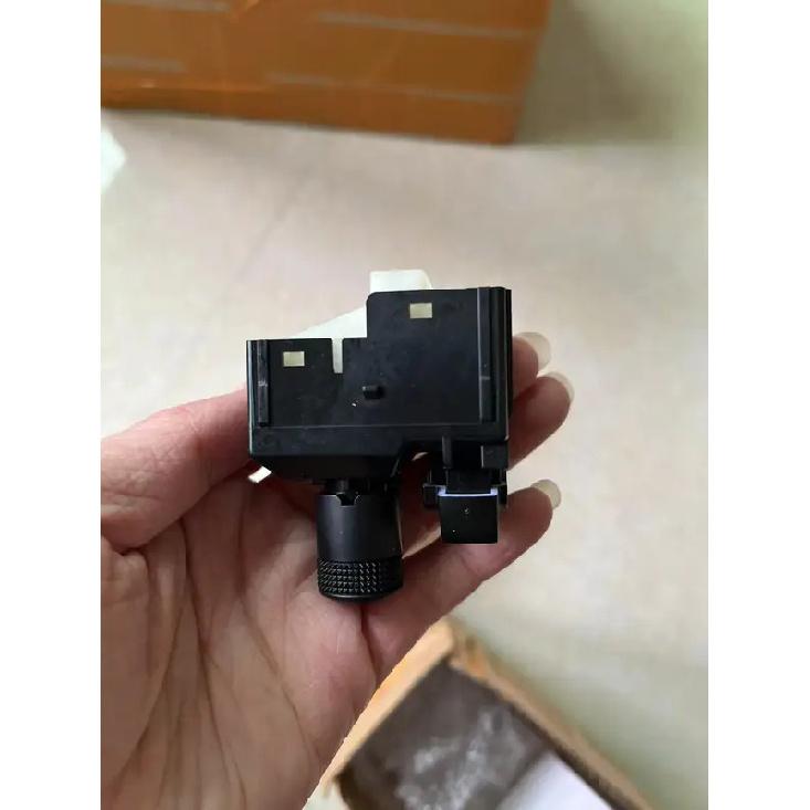 New Car Rearview Mirror Switch Master View Adjust Button Knob For Toyot-a Hilux Revo 2015- 183712