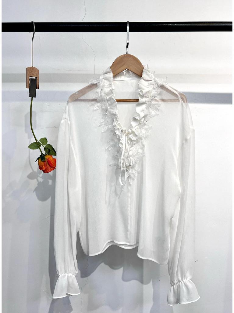 Mulberry Silk French Retro V-Neck Lace Lantern Sleeve Shirt