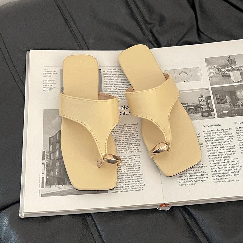 Fashion BL-Casual Soft Surface Flat Bottom Flip-flops Slippers Ladies 2025 Summer Beach Roman Cool Slippers