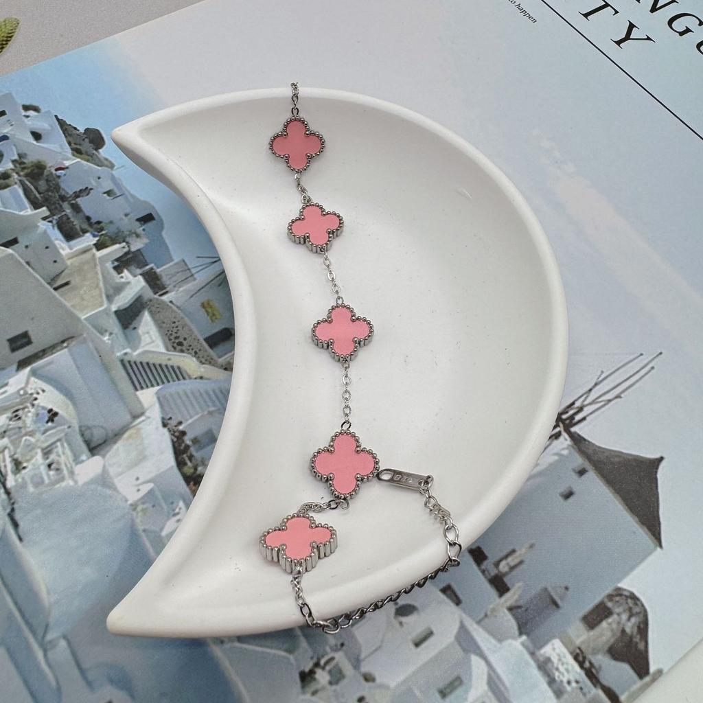 13mm Icke-bleknande Titanstål Fyrklöverarmband För Kvinnor Delikat Högklassig Känsla av Smycken