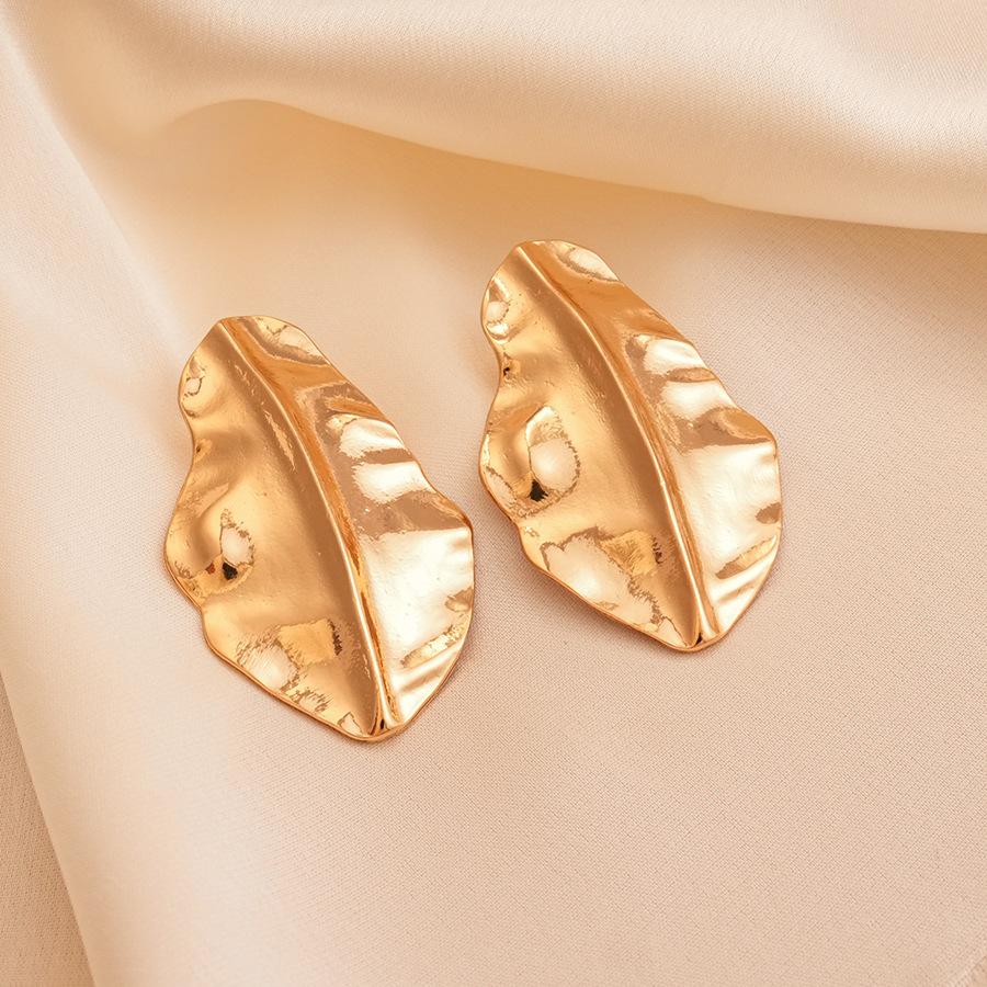 

Модные серьги-подвески для женщин