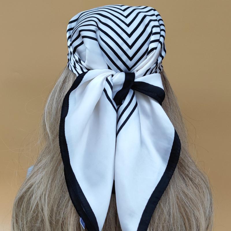 The Four Seasons Luxury Scarves Women Beach Sunscreen Square Kerchief Design Popular Silk Hijab New  Style 70X70CM Headscarf