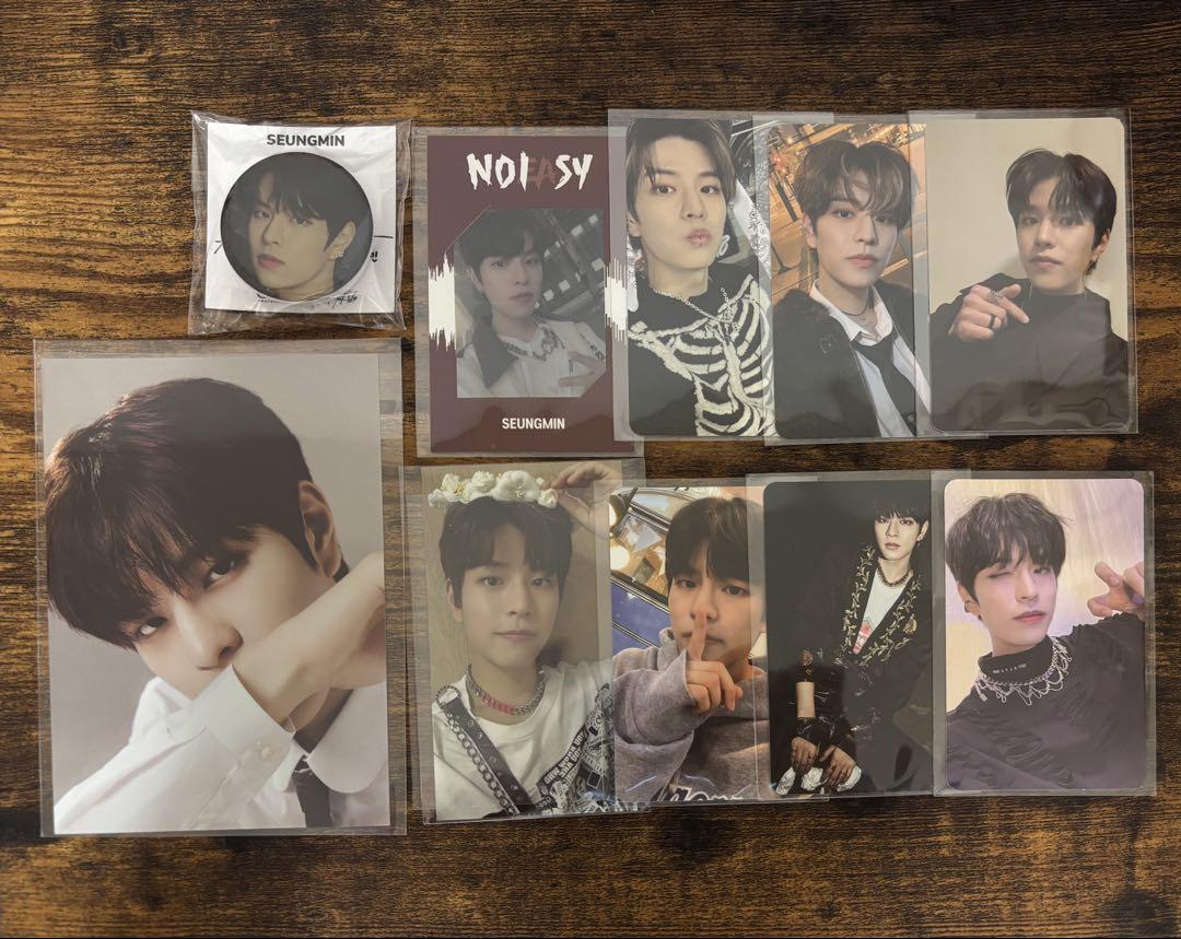

[USED] Stray Kids Seungmin trading cards, postcards, Griptock bulk sale