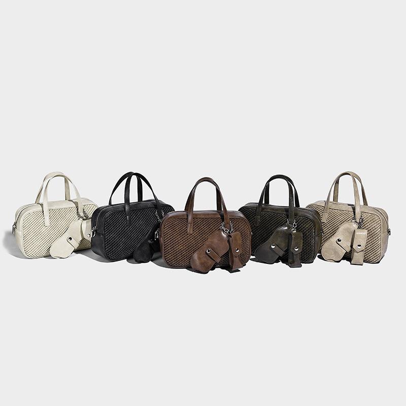 European and American Large Capacity Boston Pillow Bag Three-Dimensional Feel Fashion Handheld Camera Bag Trendy Single Shoulder Crossbody Bag