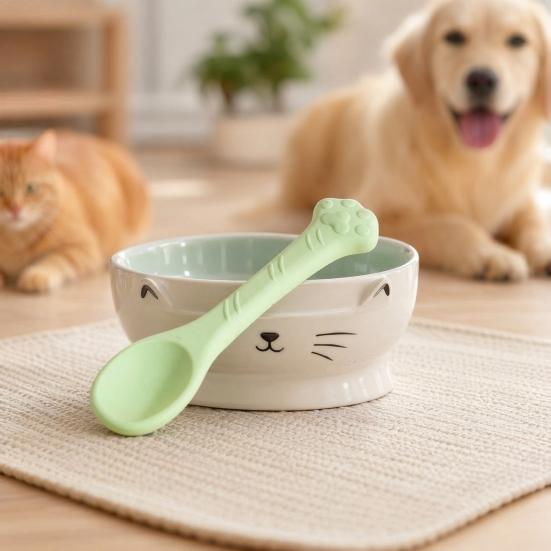Baizihuahu Silicone Cat Feeding Spoon, Treat Scoop for Wet Food, Non-Slip Paw Handle Pet Food Mixing Supplies