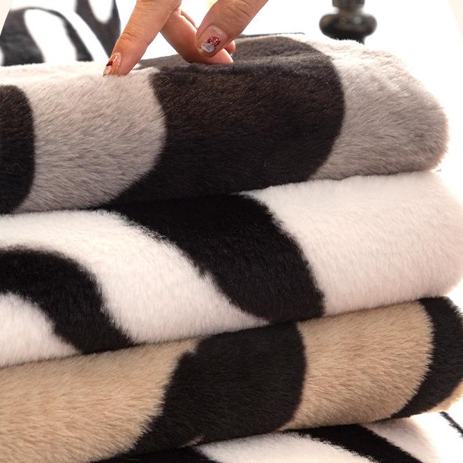 1pc Zebra Stripe Plush Sofa Cover - Warm, Thick, and Cozy Couch Slipcover All-Season Furniture Protector for Bedroom, Office, Living Room Decor