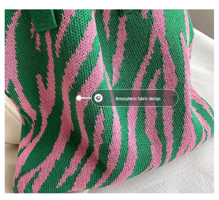 Women's Zebra Pattern Knitted Tote Bag - Large Capacity Spring/Summer Fashion Shoulder & Hand-Held Bag, Korean Style.