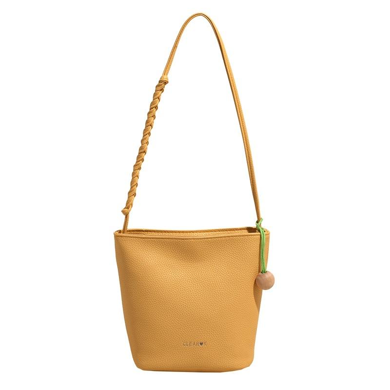 Retro Underarm Bag Women's 2025 New Simple High-end Niche Bucket Bag Fashionable and Popular Shoulder Bag