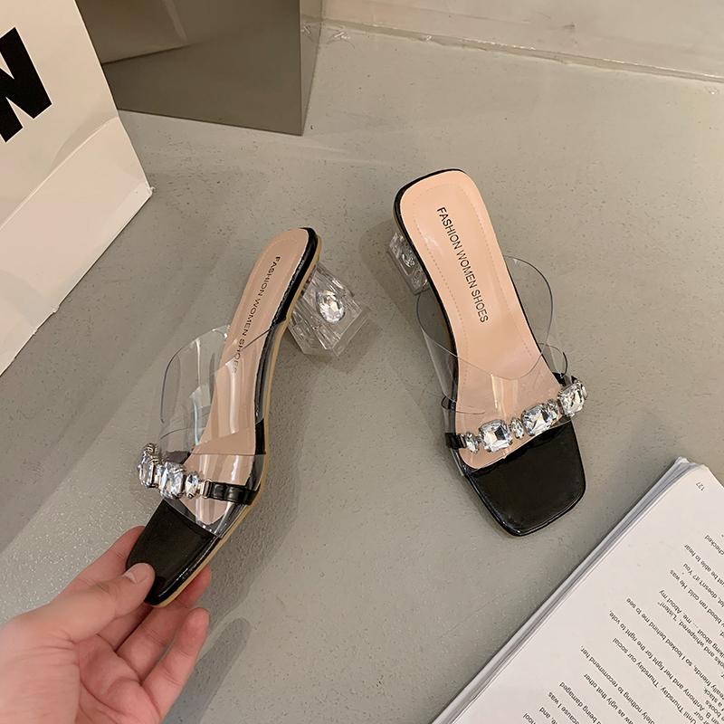 Mode Damenmode Klobige Hausschuhe Sommer Neu Eckige Zehenpartie Offene Zehen Pailletten Transparenter Riemen Linienriemen Rutschfeste Sandalen