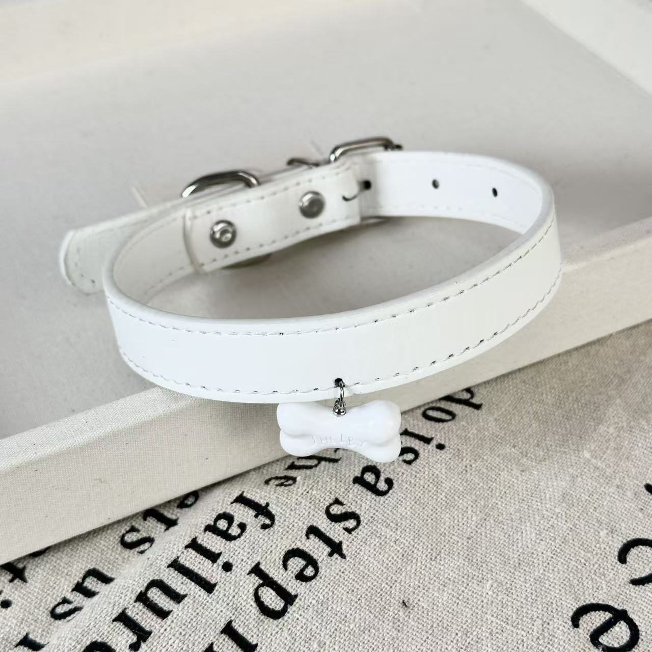 

Abib Style Punk Puppy Bone Star Dog Paw Pendant Black Leather Collar Necklace for Women Fashion Y2k Jewelry Accessories Gifts