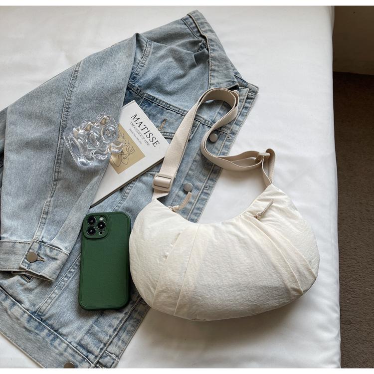 2025 Pleated Lightweight Dumpling Bag: Versatile, Solid Color Shoulder/Crossbody with High-End Style