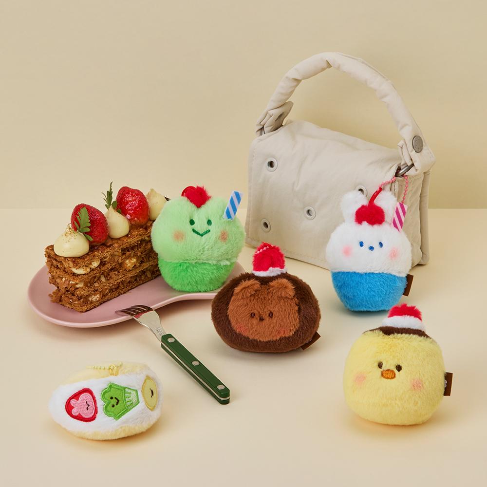 LINE FRIENDS MININI Dessert Cafe Sallini Pudding Plush Keychain